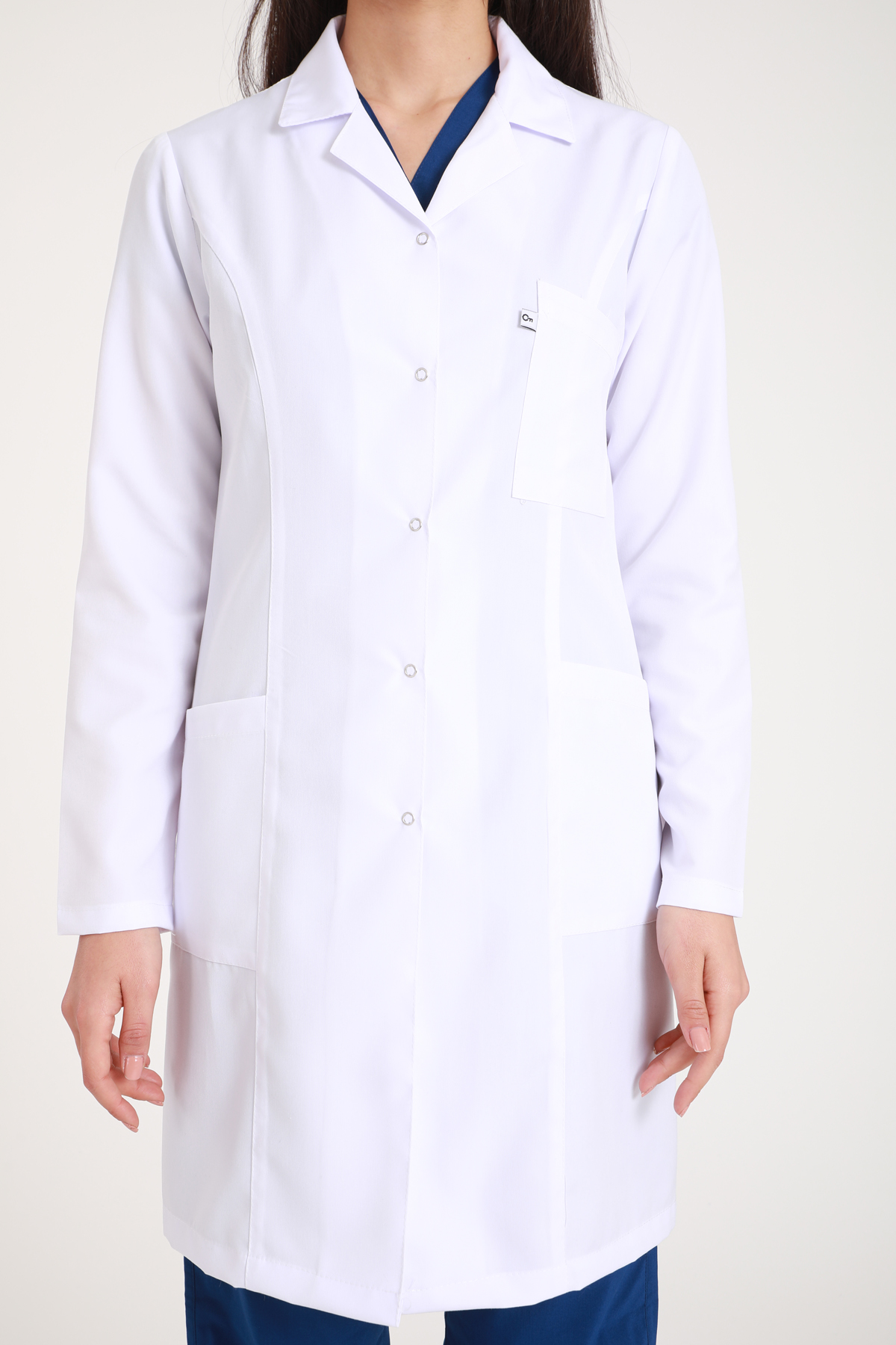 hemsire.doktor.forması.medikal.üniforma.hastane.kıyafeti.beyaz.alpaka.önlük.uzunboy.scrubs.4